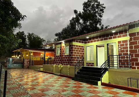 Sandhya Prakash Farms Panshet, 11 km from Panshet Dam