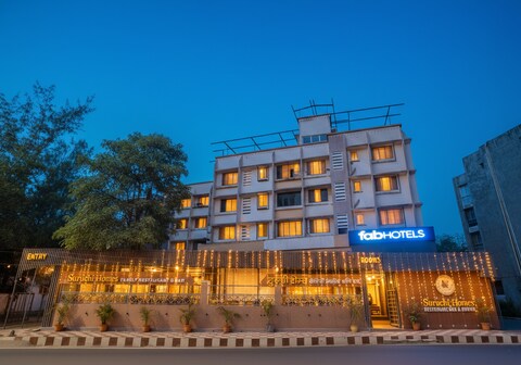 FabHotel Suruchi Homes