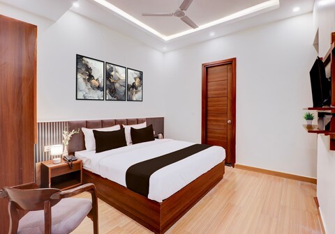 Super Townhouse Oak FRI Dehradun Formerly Hotel EL Portrait