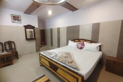 Hotel Rajveer Inn, Lucknow Hotel Rajveer Inn, Lucknow