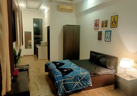 Ivy Pali Studios with Common Pool, Near Imagicaa