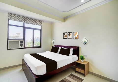 Hotel O Heera Palace