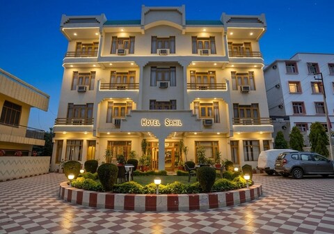 Hotel Sahil