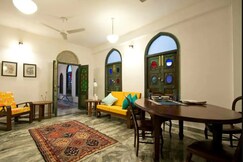 SARAI KHAAS 2 @ Hauz Khas Village, Delhi SARAI KHAAS 2 @ Hauz Khas Village, Delhi