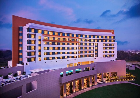 Taj Swarna, Amritsar