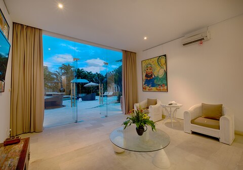 Kutus Kutus Canggu Villa