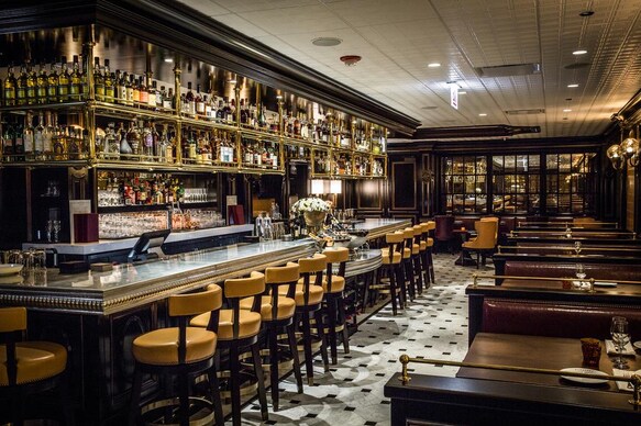 Waldorf Astoria Chicago by Hilton