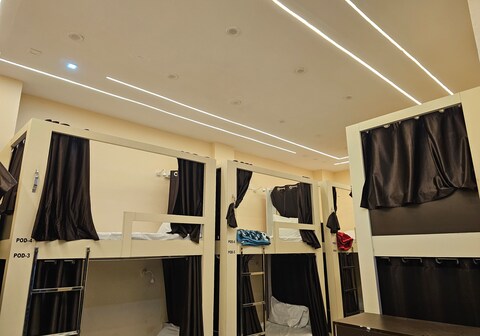 Kashi Vandanam Hostel