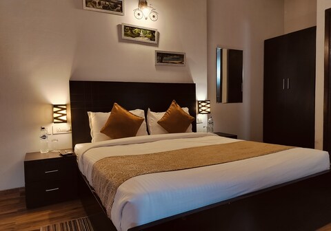 Citrine Suits and Resorts omaxe Eternity