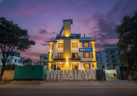 FabHotel The Indian