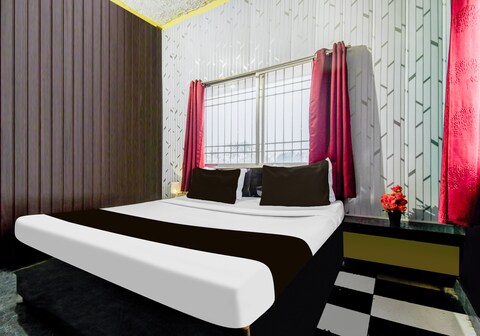 Super Hotel Supreet Inn