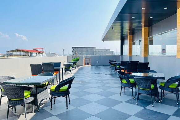 Zip By Spree Hotels Grand Legacy Prime