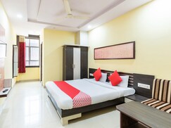 OYO 40153 Hotel Rajendra Palace, Ratlam OYO 40153 Hotel Rajendra Palace, Ratlam