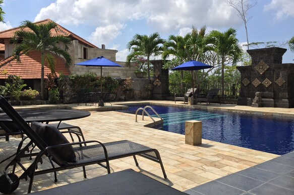 Taman Harum Cottages Hotel