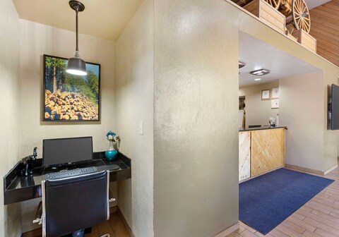 Best Western Sawmill Inn