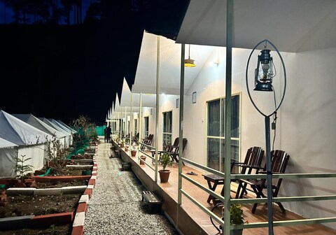 Adhvanta Resort and Cottages