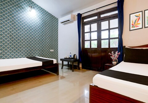 Hotel O Crystal Beach