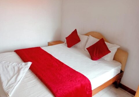 Hotel O Temple Fort Residency