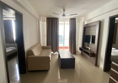 Amelie 2 bhk service apartment