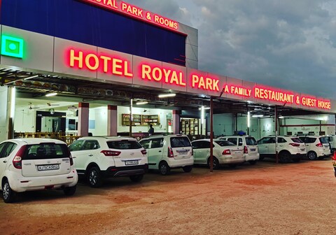 Royal Park Hotel & Guest House