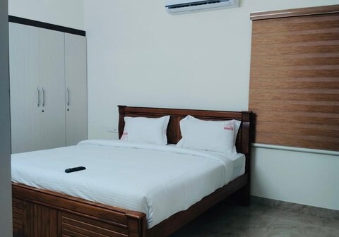 Amaira Studio living