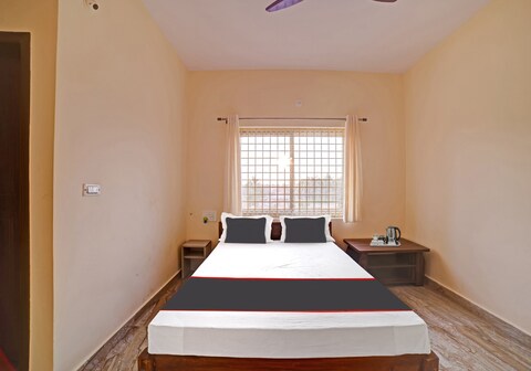 Hotel O Rajaganga Lodge