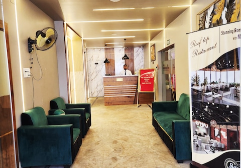 The Greenstar Inn Premium