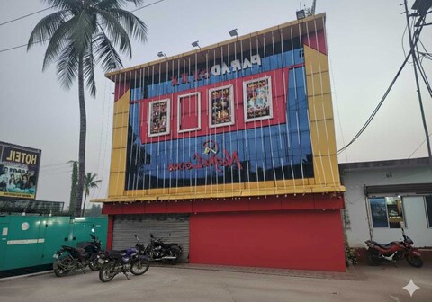 Collection O Dattapukur Railway Terminal Kolkata