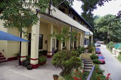 Alasia Hotel, Kasauli Alasia Hotel, Kasauli