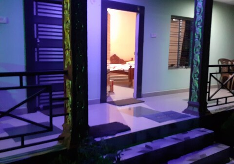 Tinni Guest House