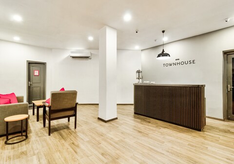 Super Hotel O Akash Ganga Park Circus