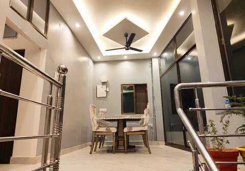 The Maa Vaishno Ayodhya / Walking distance from Ram Mandir