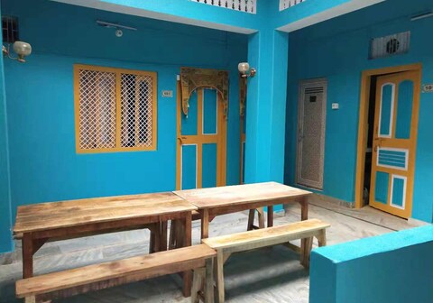 Quadrangle Paying Guest House