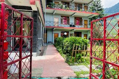 Red House Cafe And Inn, Manali Red House Cafe And Inn, Manali