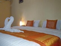 Eight Bedroom Guest House at Candolim, Goa Eight Bedroom Guest House at Candolim, Goa