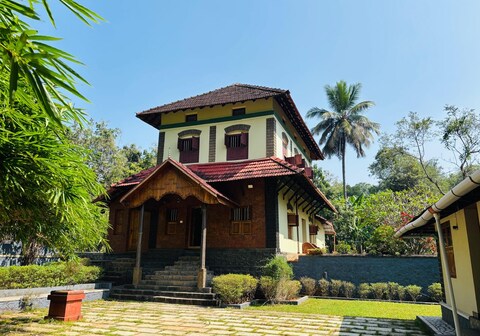 Pathayapura from Nivriti Blissfully Home