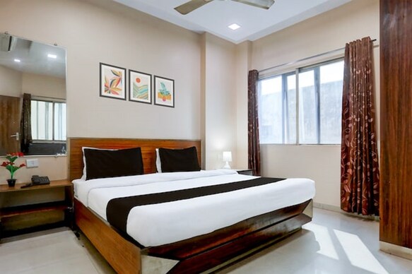 hotel swarat by BookingCare