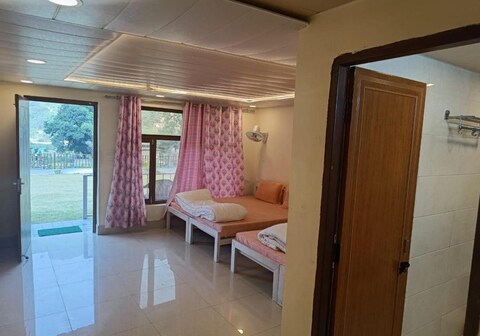 Delight inn by Bull Adventure 0019