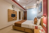 OYO 8490 Hotel Grandeur, Mumbai OYO 8490 Hotel Grandeur, Mumbai
