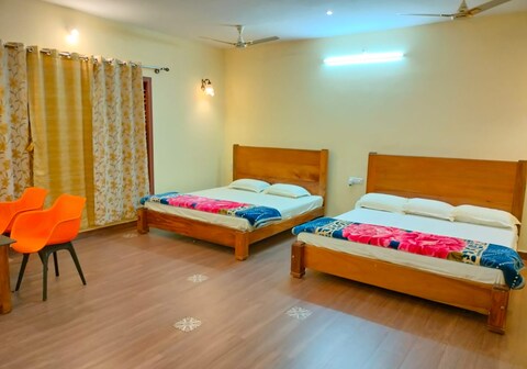 Triple Leaf Home stay