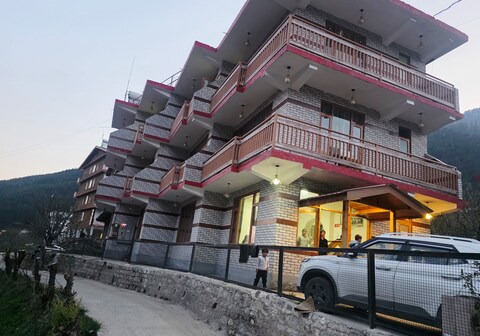 Aadesh villa b&b
