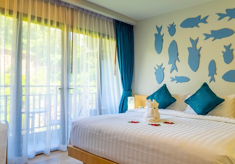 Golden Paradise Hotel