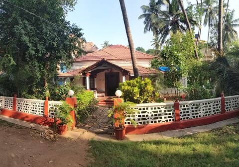 AC- Villa Luiza Calangute