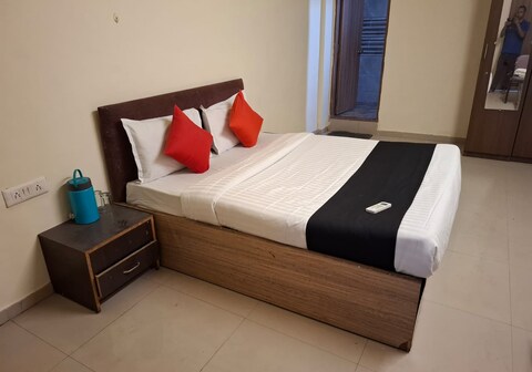 Sairam Hotel