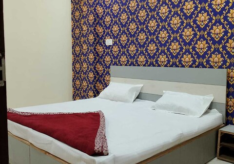 Hotel O A B Sethi Home Stay