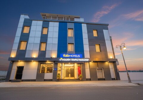 FabHotel Golden Temple Paradise 50 meters from golden temple