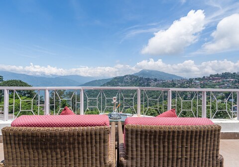 Summit Lillium Hotel & Spa