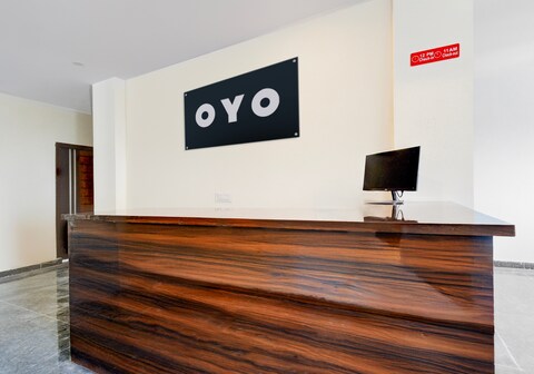 RB STAY Langer House