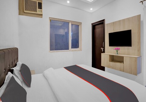 Collection O Babil Palace