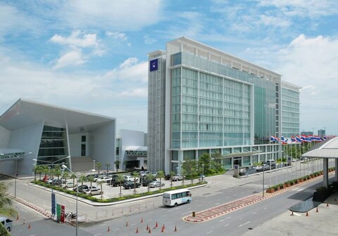 Novotel Bangkok Impact Hotel